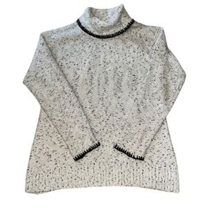 Cable & Gauge light gray/with black fleck long sleeve turtleneck sweater size S